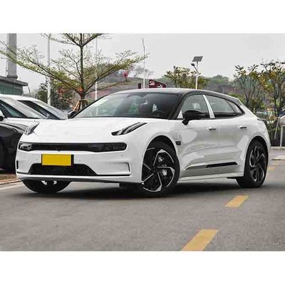 Güç Canavarı ZEEKR 001 Çinli EV Arabaları 1302Km CLTC 0?? 100km/h 3.8 saniye içinde