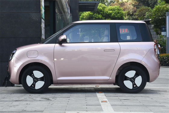 CHANGAN LUMIN Çin Mini Elektrikli Araba 155-301KM Pil ömrü