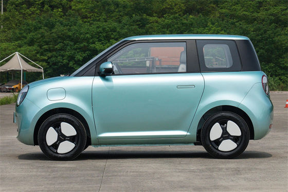 CHANGAN LUMIN Çin Mini Elektrikli Araba 155-301KM Pil ömrü