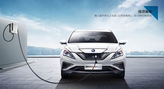 Dong Feng S50 EV Bluetooth GPS ile Çinli Elektrikli Taksi Uber Online Araba Çağrısı