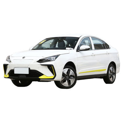 Dong Feng E70 Çinli Elektrikli Taksi Çevrimiçi Yolculuk için Pil Süresi 400KM