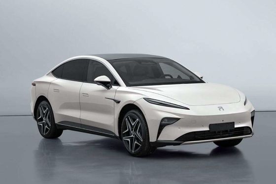 Feifan F7 Elektrikli Araba Lüks Hatchback Sedan 666KM Menzil
