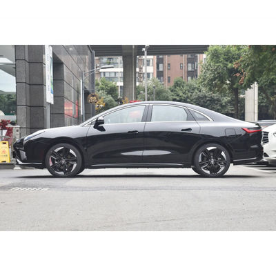 Hycan A06 Çin Elektrikli Taksi 550-630KM aralığı ile orta boy elektrikli araba
