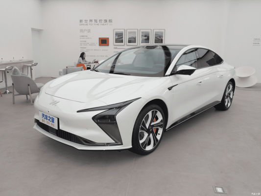 IM L7 EV 2023 Elite Chinese Electric Sedan Cruising 675km'lik menzil