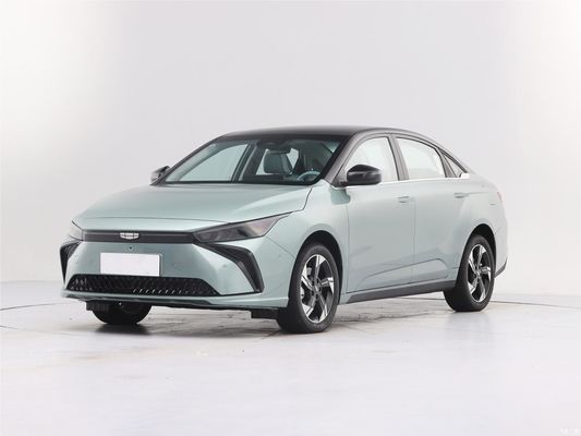 Geely Geometry G6 Çinli Elektrikli Sedan 410KM-500KM UBER için Uygun