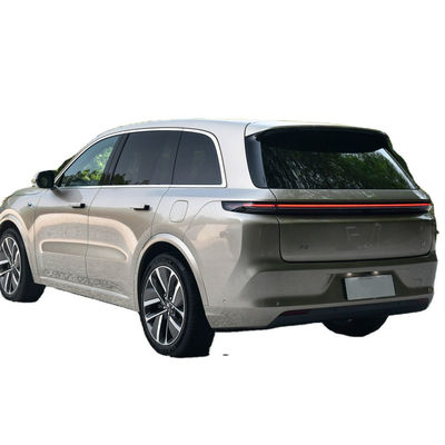 LI XIANG L8 Otomatik Büyük Lüks PHEV SUV 6 kişilik saf elektrikli 1315 kilometrelik menzil