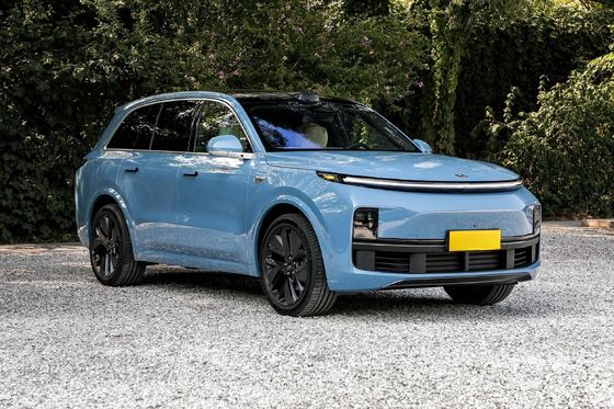 LI XIANG L8 Otomatik Büyük Lüks PHEV SUV 6 kişilik saf elektrikli 1315 kilometrelik menzil