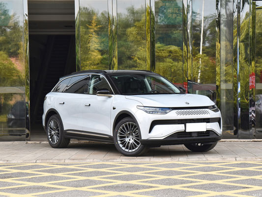 LEAPMOTOR C11 PHEV Orta boy SUV Kapsamlı sürüş mesafesi 1024KM
