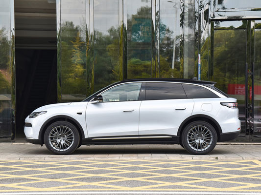 LEAPMOTOR C11 PHEV Orta boy SUV Kapsamlı sürüş mesafesi 1024KM