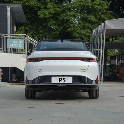 Xpeng P5 Çin elektrikli SUV elektrikli araba 460KM-500KM aralığı