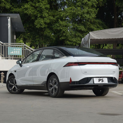 Xpeng P5 Çin elektrikli SUV elektrikli araba 460KM-500KM aralığı