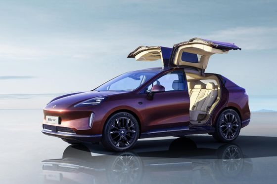 Hyper HT Çin Lüks Saf Elektrikli SUV Pil ömrü 550km-770km Arka Gull Wing Kapıları