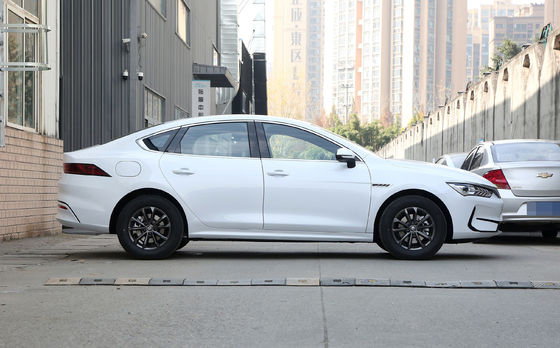 2024 BYD Qin Plus 55km/120km Honor Model Çin D-MI Plug in Hybrid Car