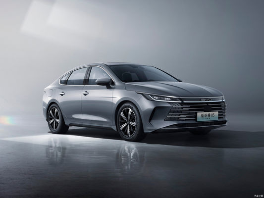 BYD'nin D-mi hibrit ve EV sürümleri için 2024 Destroyer 05 Honor Edition