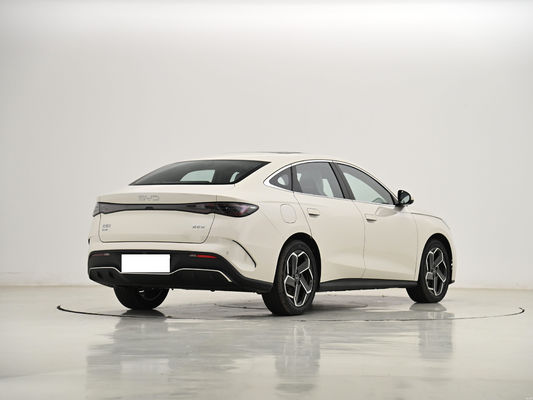 2024 BYD Seal06 Dm-i CLTC (L/100km) 1.36L PHEV Gücü Kapsamlı Aralık 2100KM Hibrit Sedan!