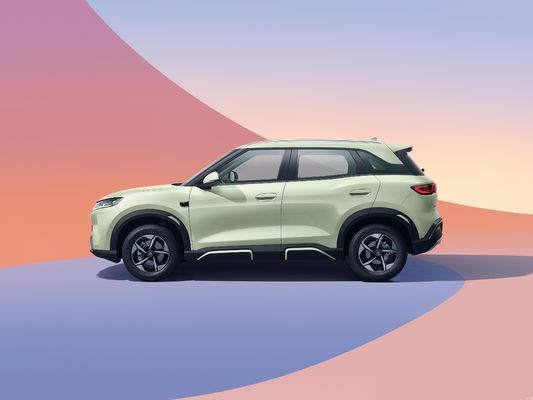 2025 BYD Yuan UP. yeni akıllı sürüş özelliklerine sahip. 301KM-401KM saf elektrikli menzil. paranın en iyi değeri.