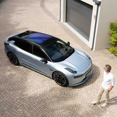 Zeekr 001 Elektrikli Yeni Enerji Arabası Zeekr 001 Spor Elektrikli Araba Sürümü Sedan 140kwh 750km 675km 705km Uzun Menzilli RWD