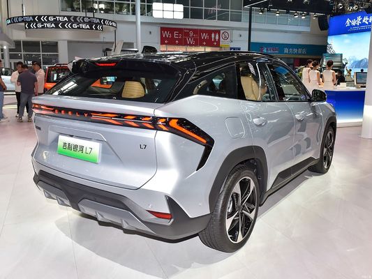 Geely Galaxy L7, 1.5L ve 1.5T motorları ile birlikte 1.370km ve 115km'lik tamamen elektrikli bir menzile sahip. maliyetli bir plug-in hibrit SUV.