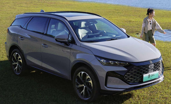Sürüş sürüşü sürdürülebilir ve çevre dostu olmak için BYD Tang Dmi'nin 115 km elektrikli menzili